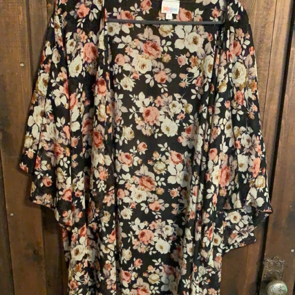 Lularoe - Picture 1 of 1